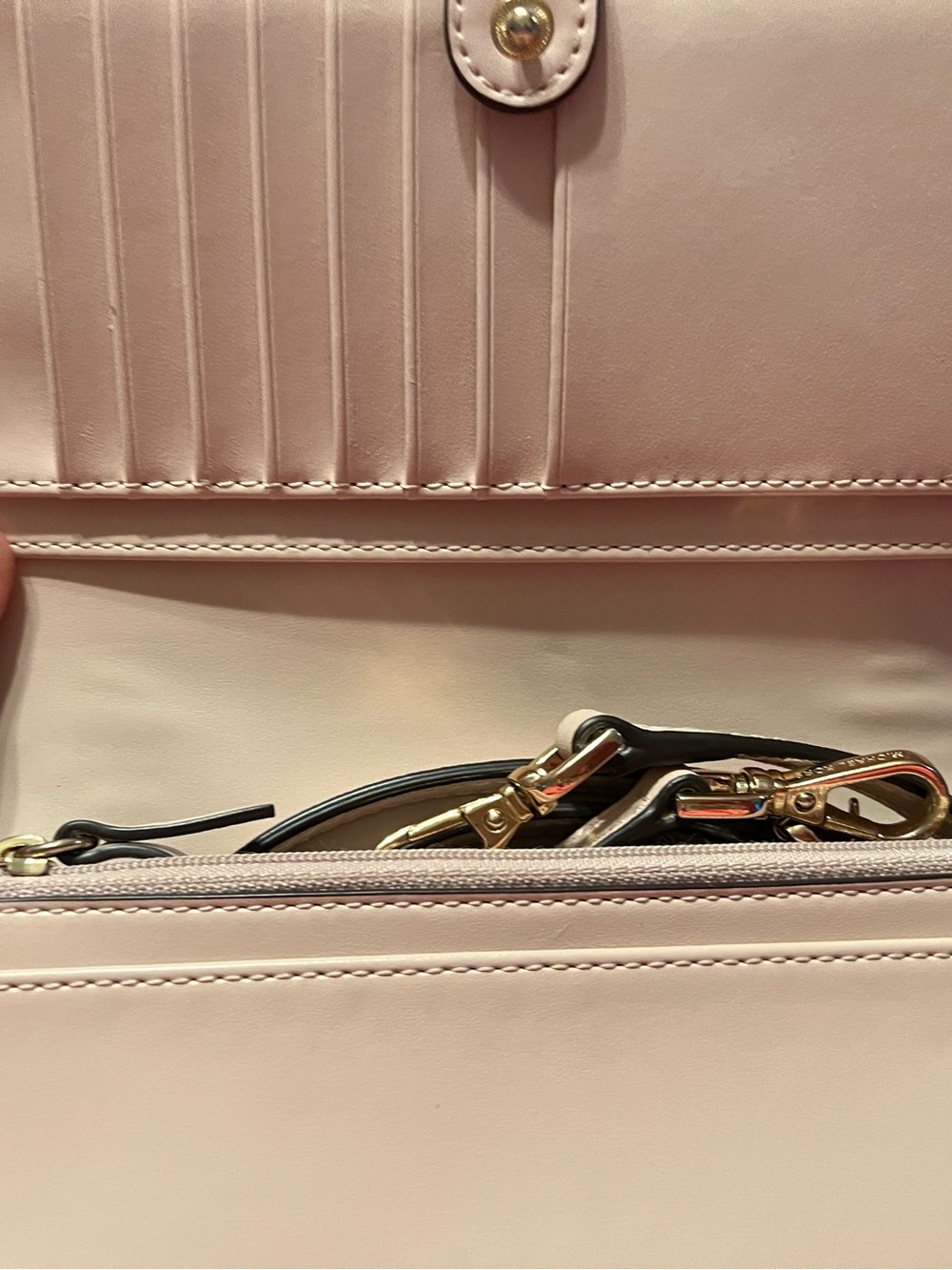 Michael Kors Light Pink Saffiano Leather Top-Handle mini crossbody wallet - Picture 4 of 5